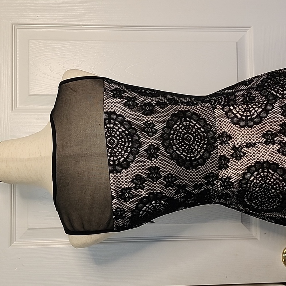 ENFOCUS STUDIO DRESS - Picture 5 of 9